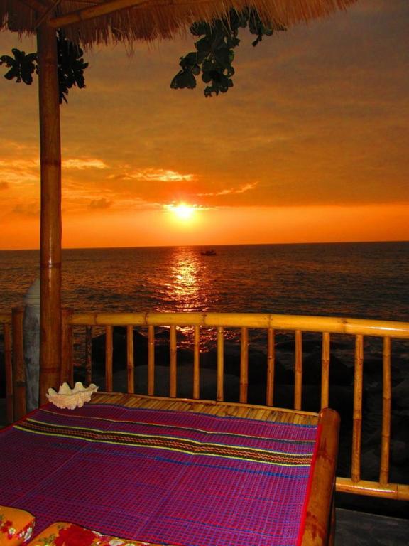 Готель Koh Tao Bamboo Huts Екстер'єр фото